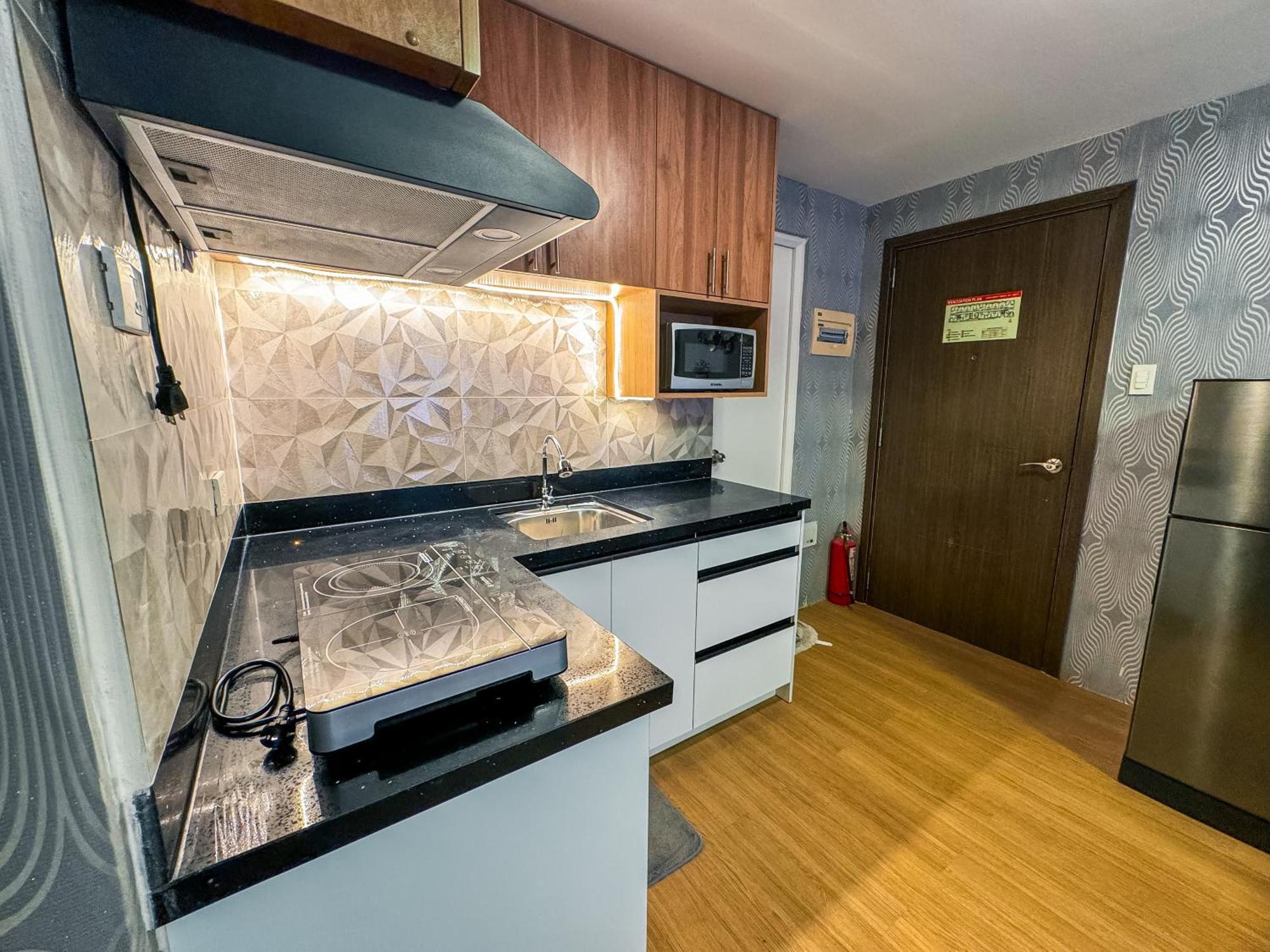 The Loop 2Br Fully Furnished Corner Unit W Balcony Cagayan de Oro Exterior foto